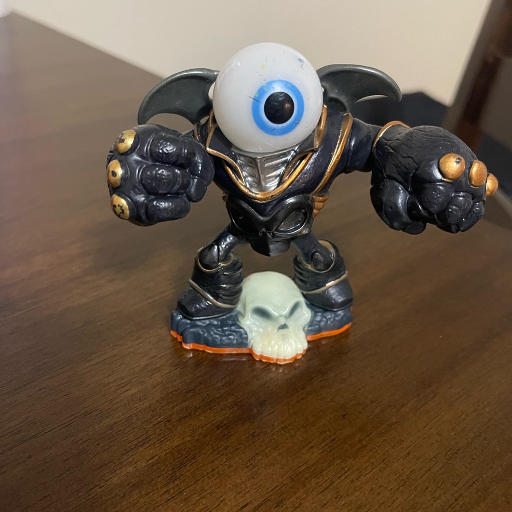 Kids Action Figure with Eye Design